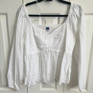 NWOT Old Navy Peasant Top Women’s Medium